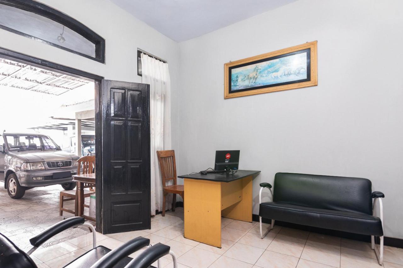 Oyo 1765 Herman Homestay Tosari Bagian luar foto